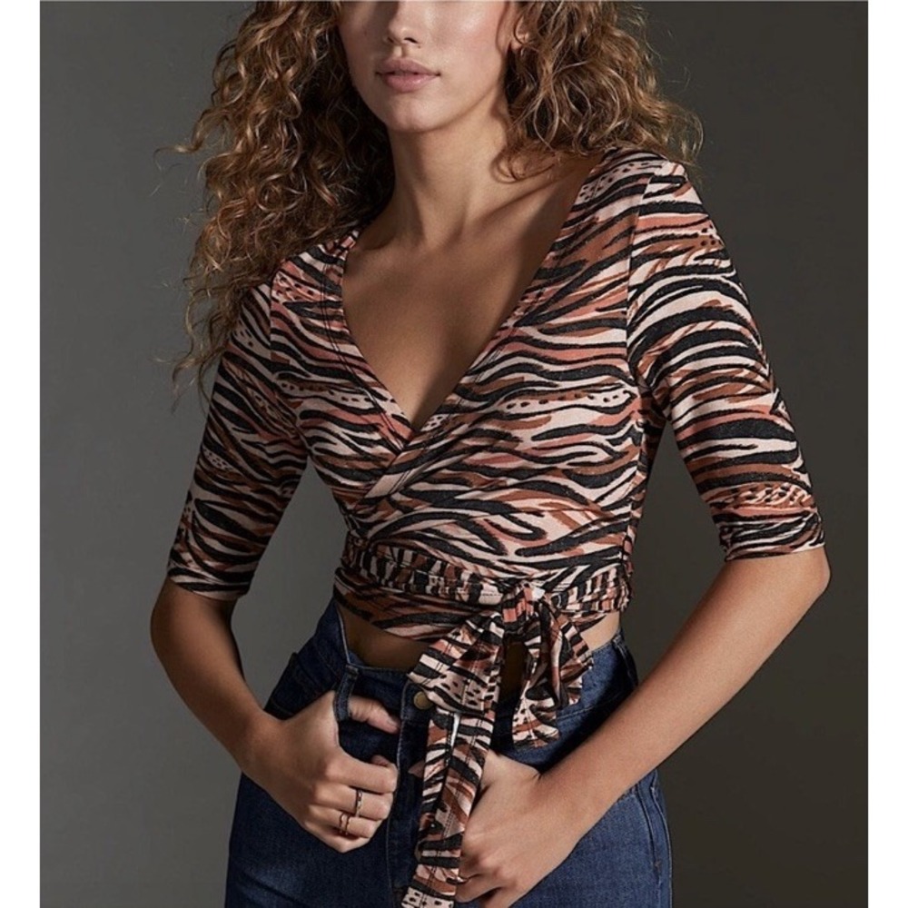 Anthropologie Daily Practice Yoga Tiger Animal  Print Wrap Top S Athleisure New